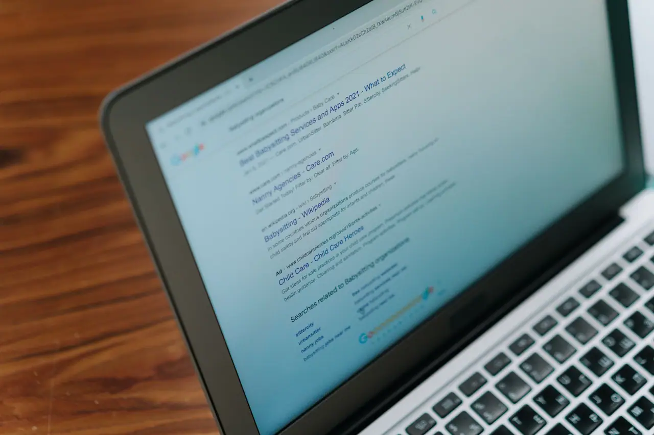 Résultat de recherche Google avec titre et description mis en avant